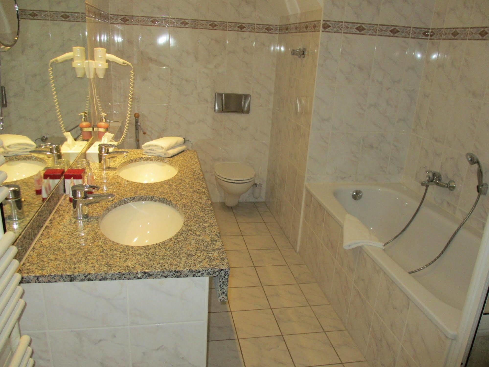 Seehotel Schloss קלינק מראה חיצוני תמונה