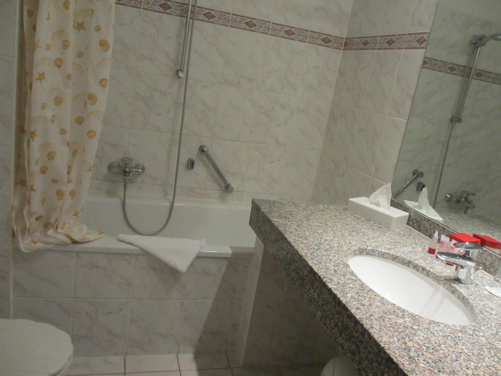 Seehotel Schloss קלינק מראה חיצוני תמונה